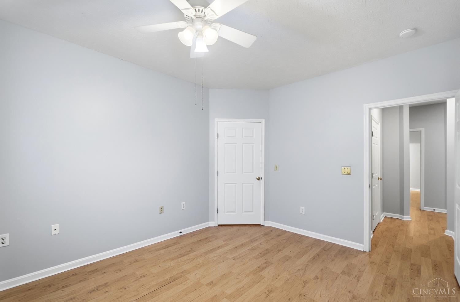 7492 Mansion Circle B