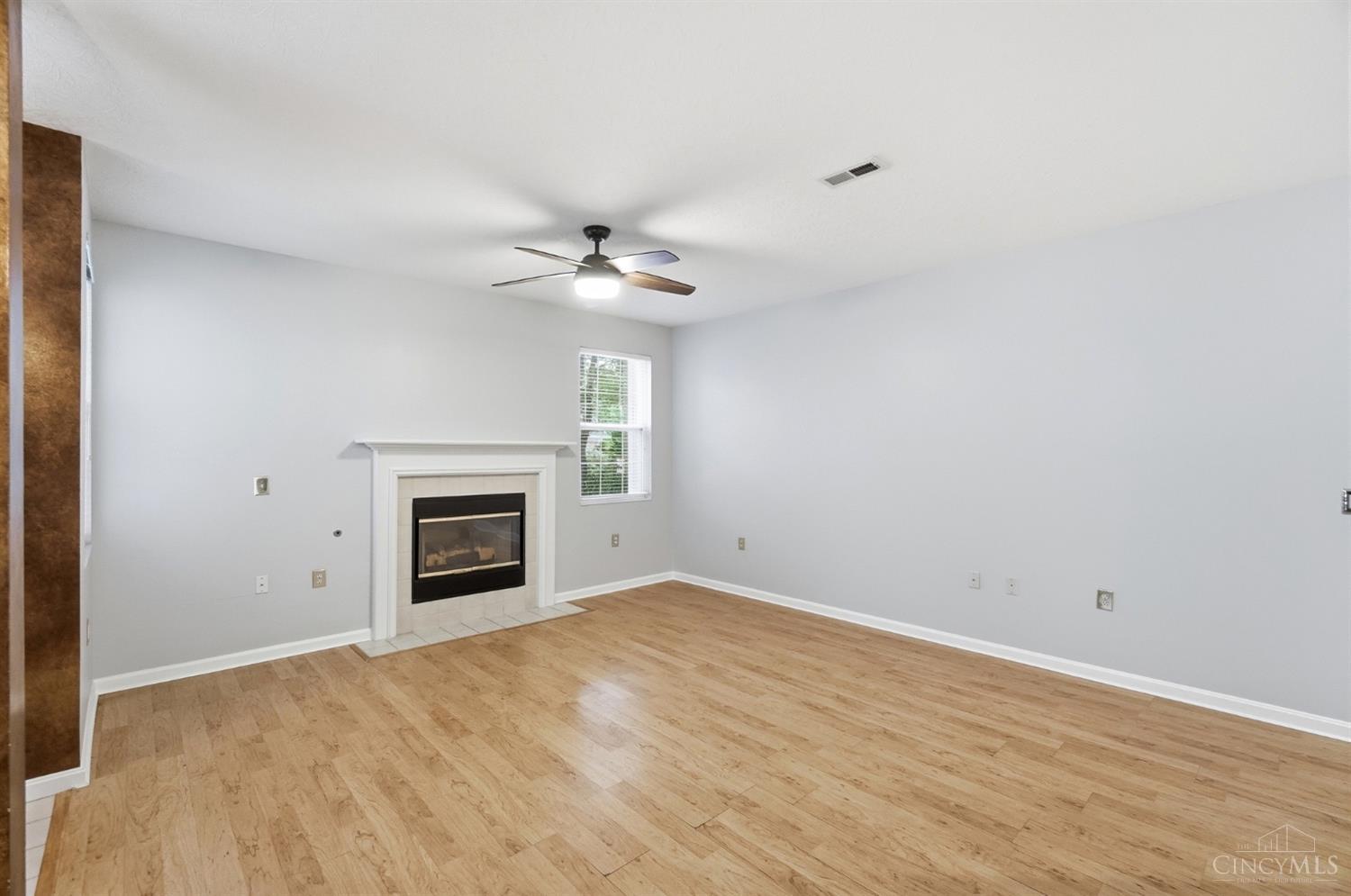 7492 Mansion Circle B