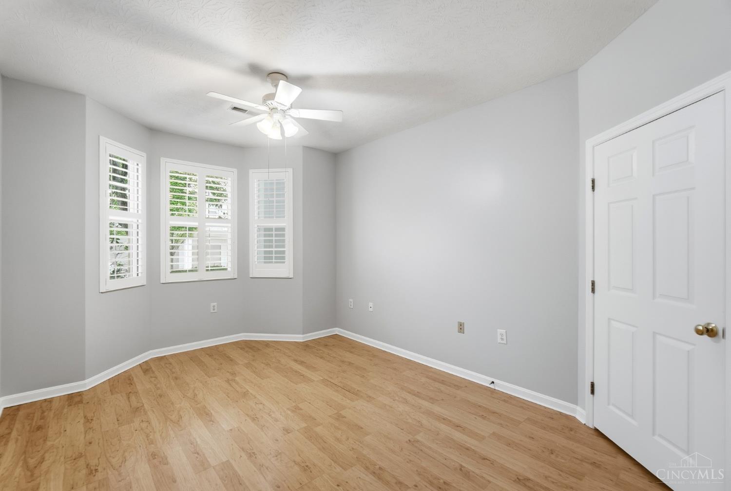 7492 Mansion Circle B