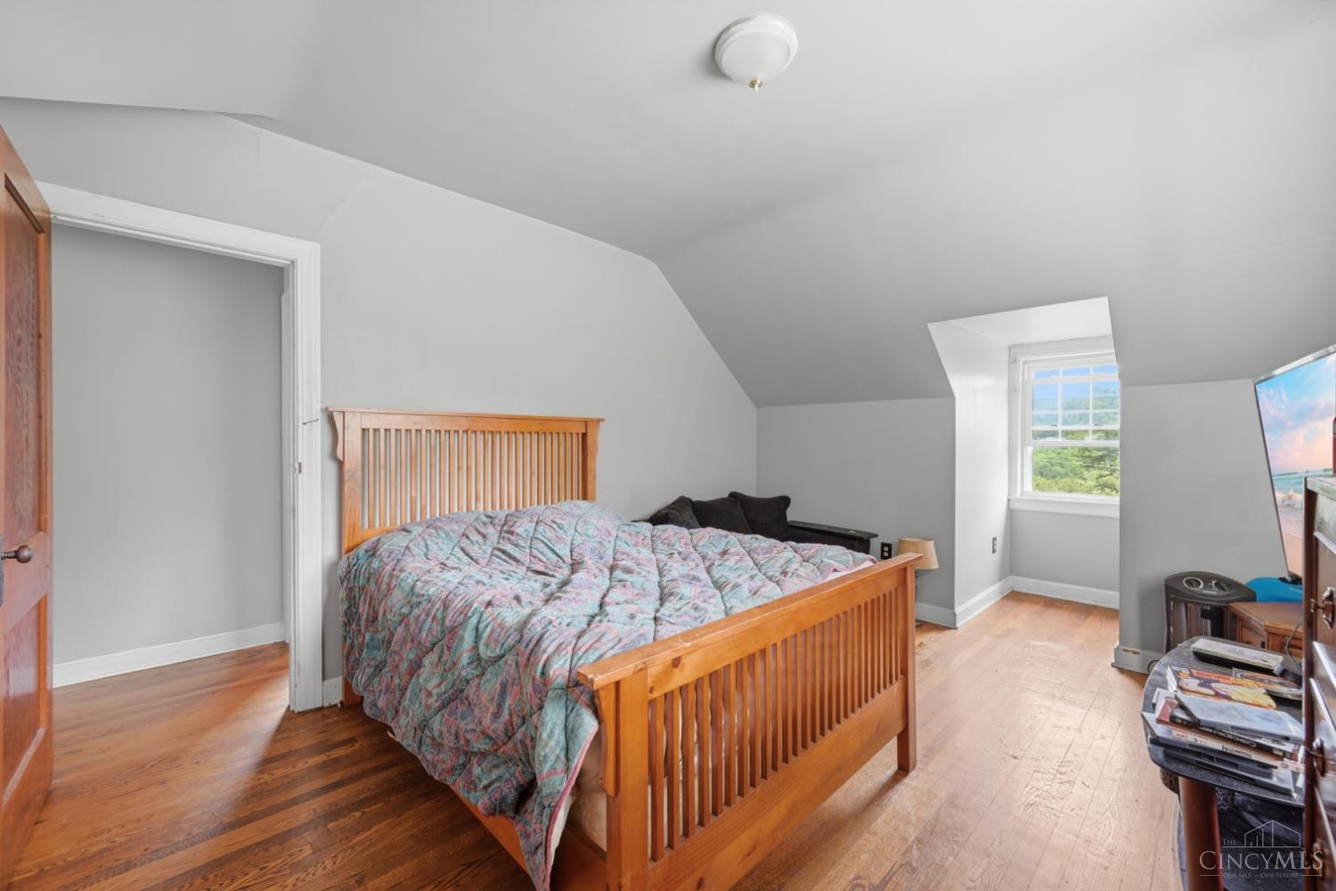 2258 Margaret Street