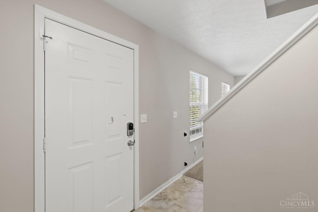 884 Venetian Terrace