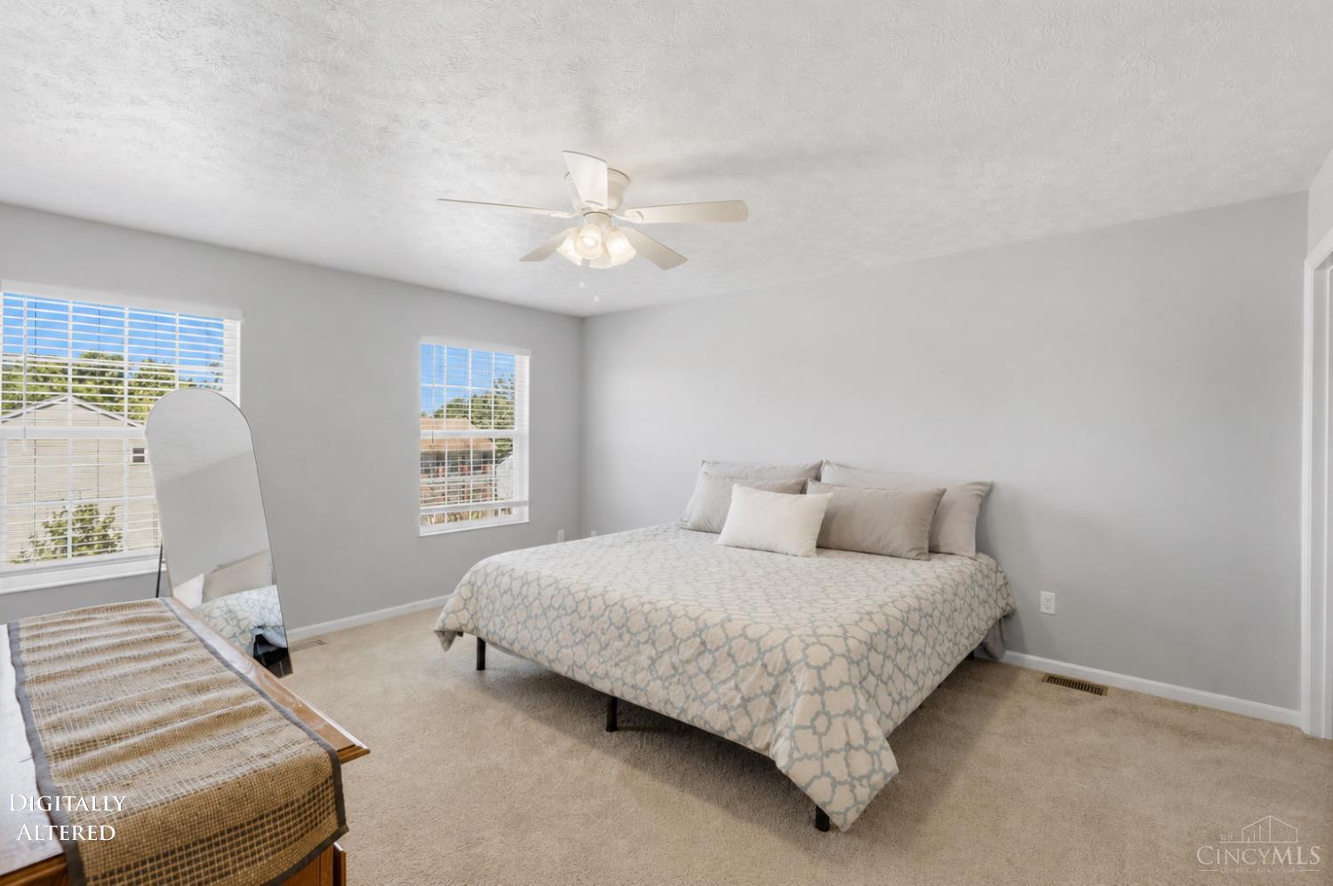 884 Venetian Terrace