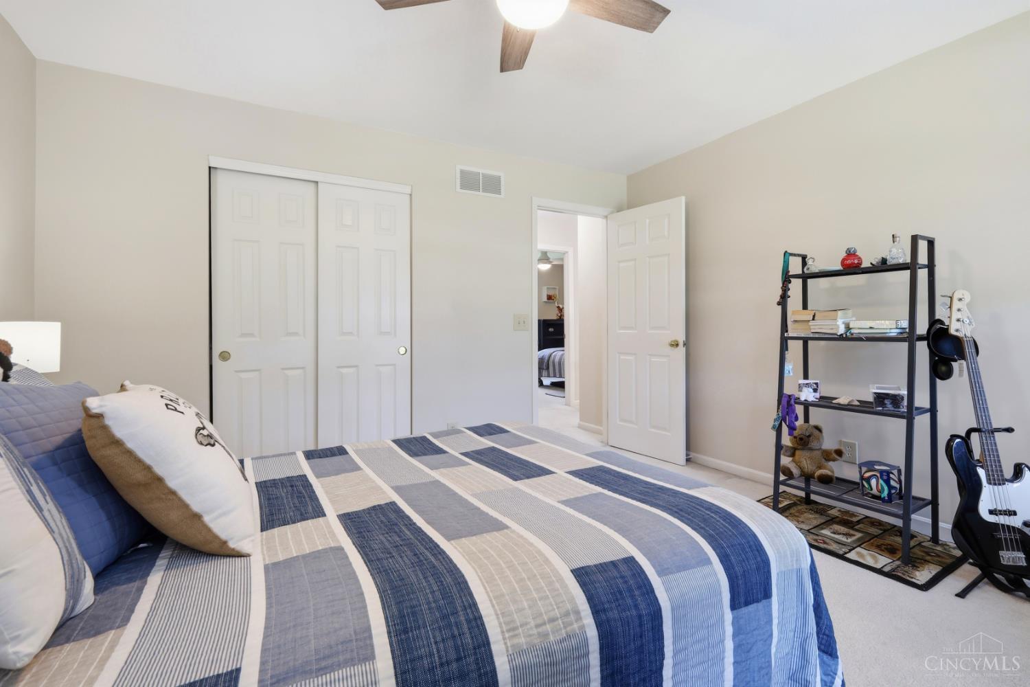 9581 Semaphore Court
