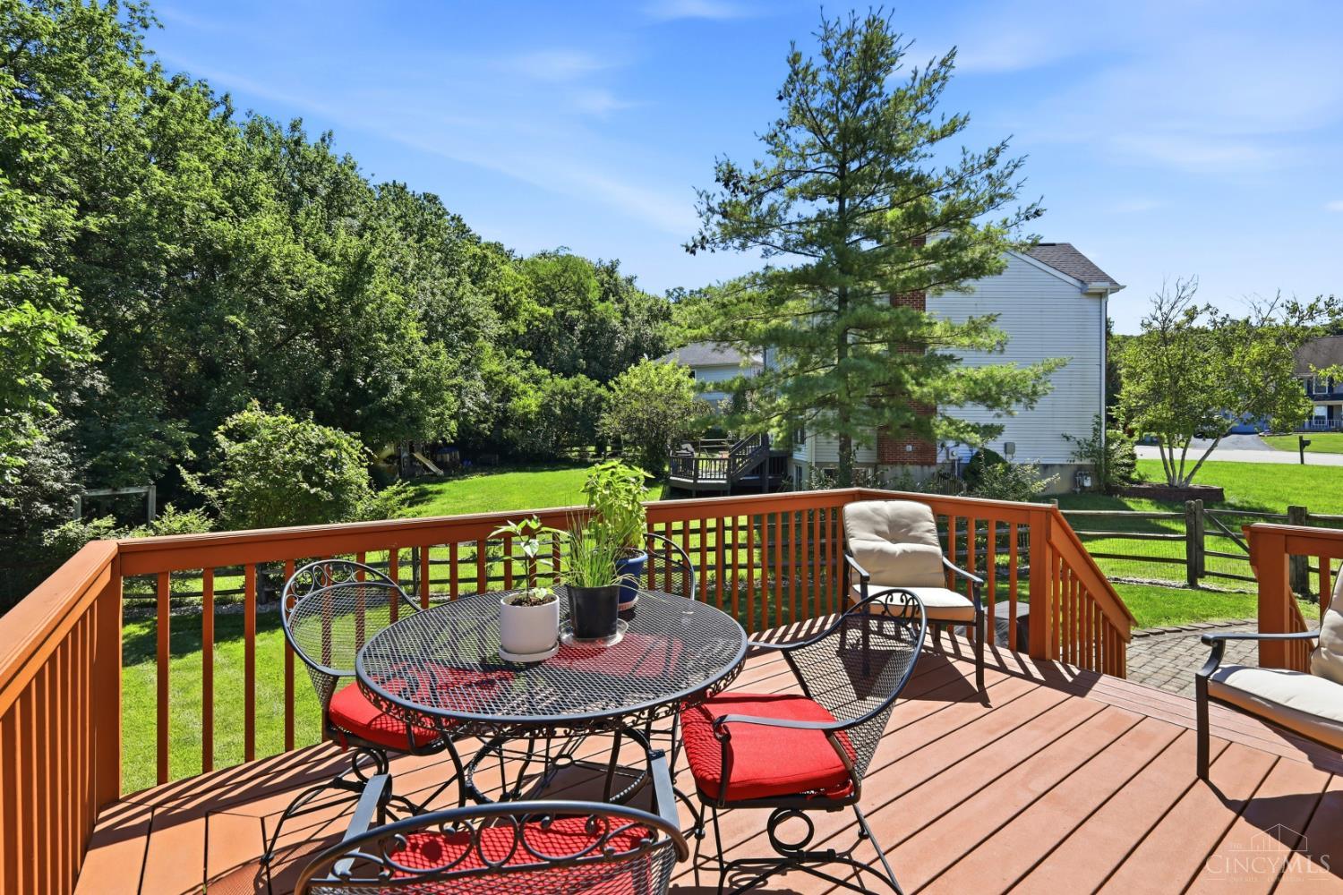 9581 Semaphore Court