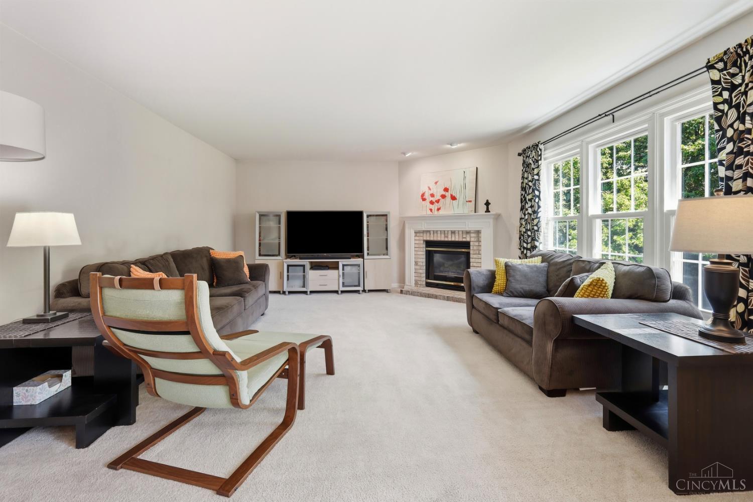 9581 Semaphore Court