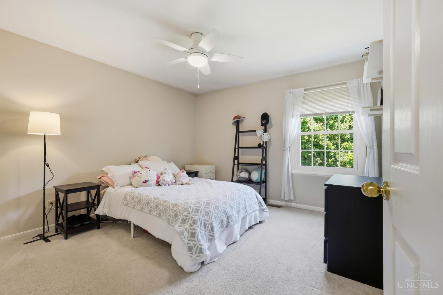 9581 Semaphore Court