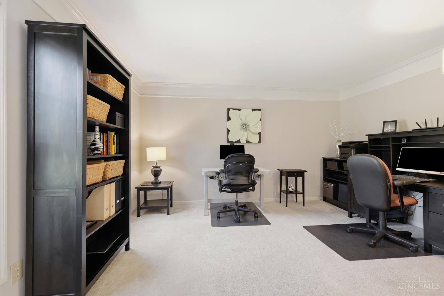 9581 Semaphore Court