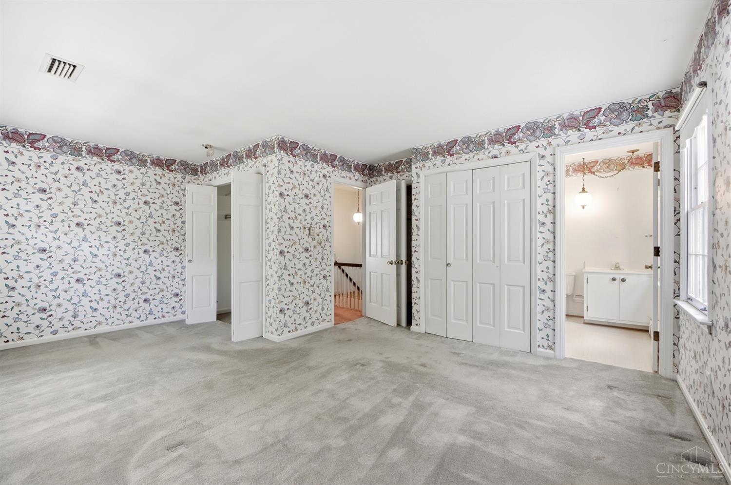 302 Oxford Avenue
