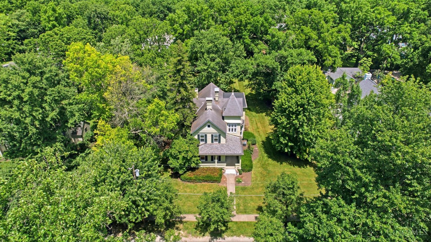 302 Oxford Avenue