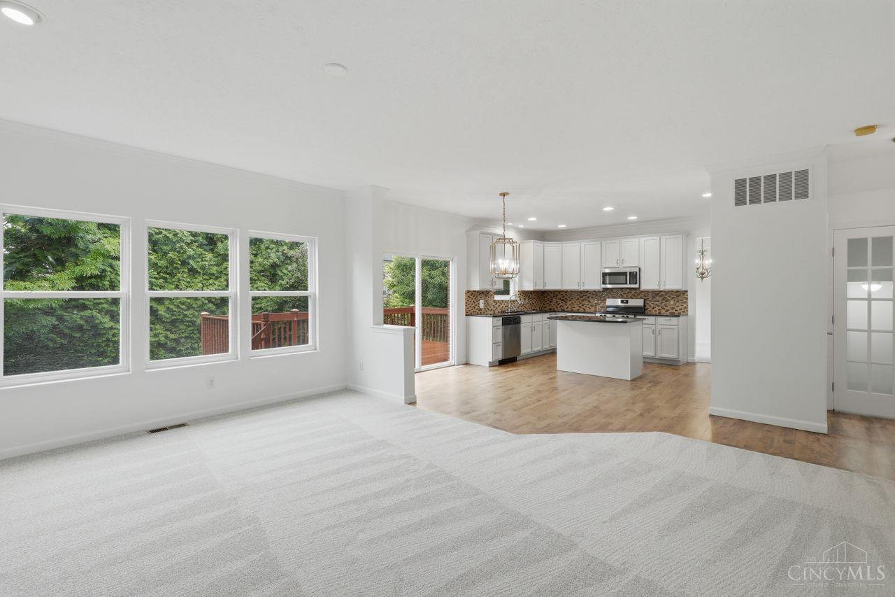 8437 Sea Mist Court