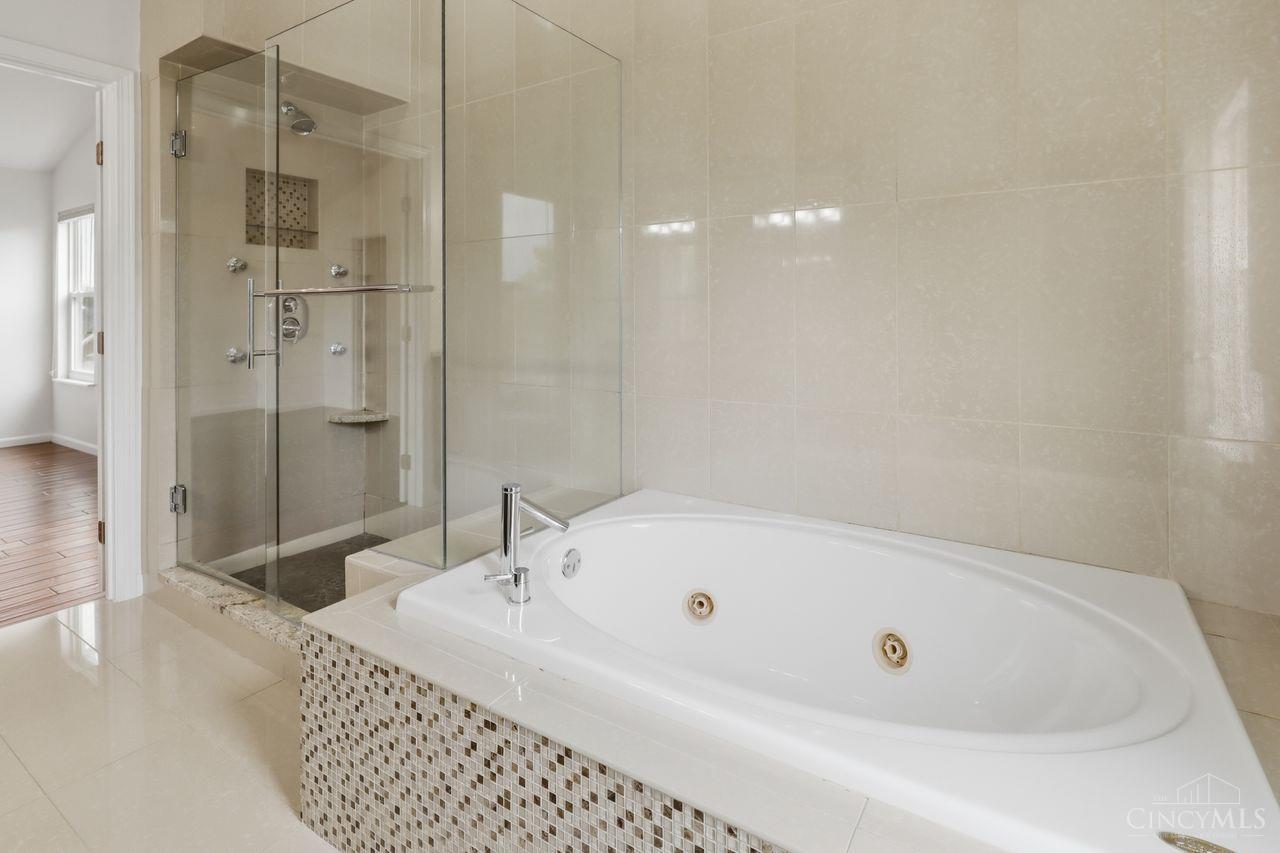 8437 Sea Mist Court