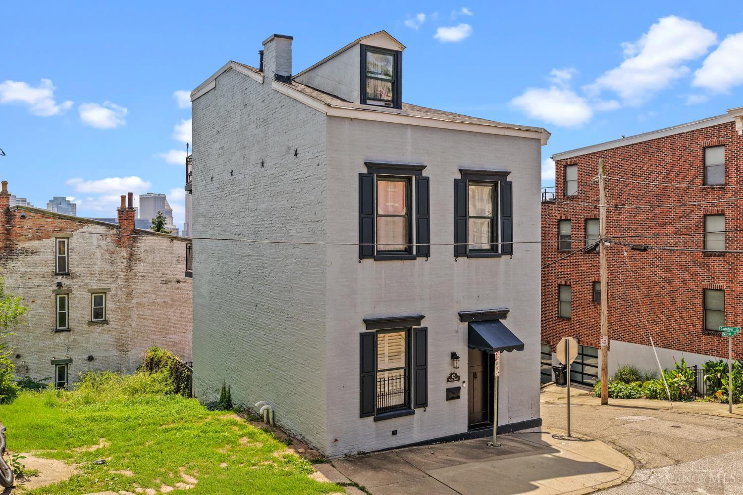 435 Milton Street