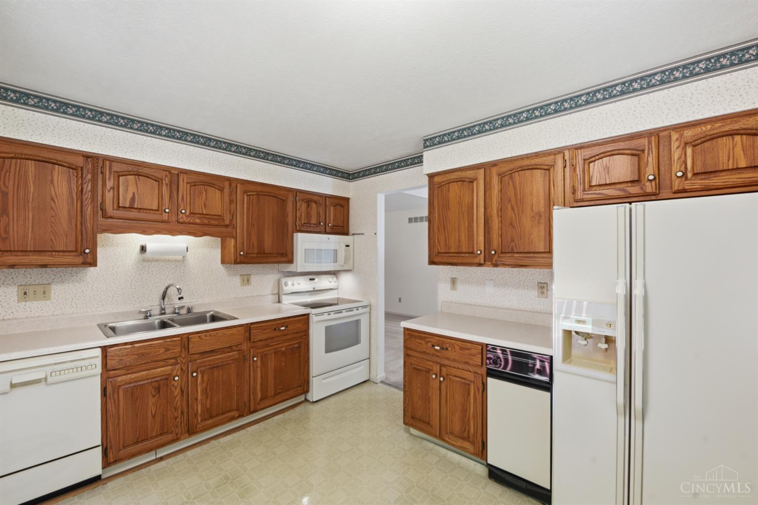 5237 Eaglesnest Drive S Unit: 32