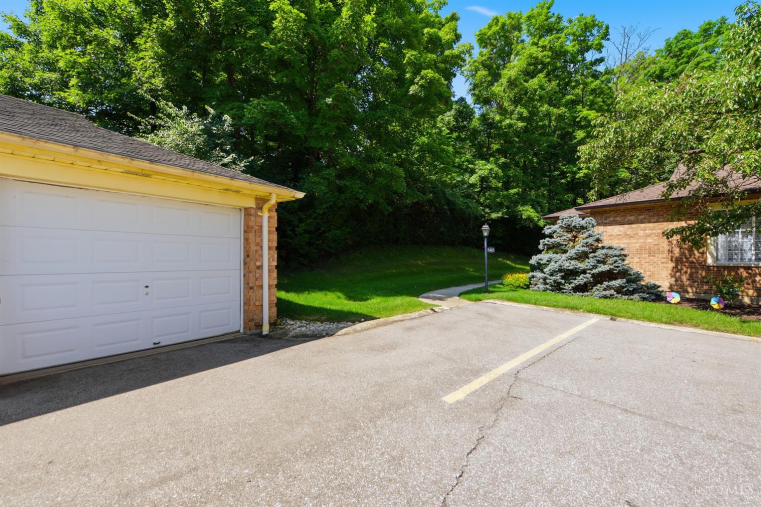 5237 Eaglesnest Drive S Unit: 32