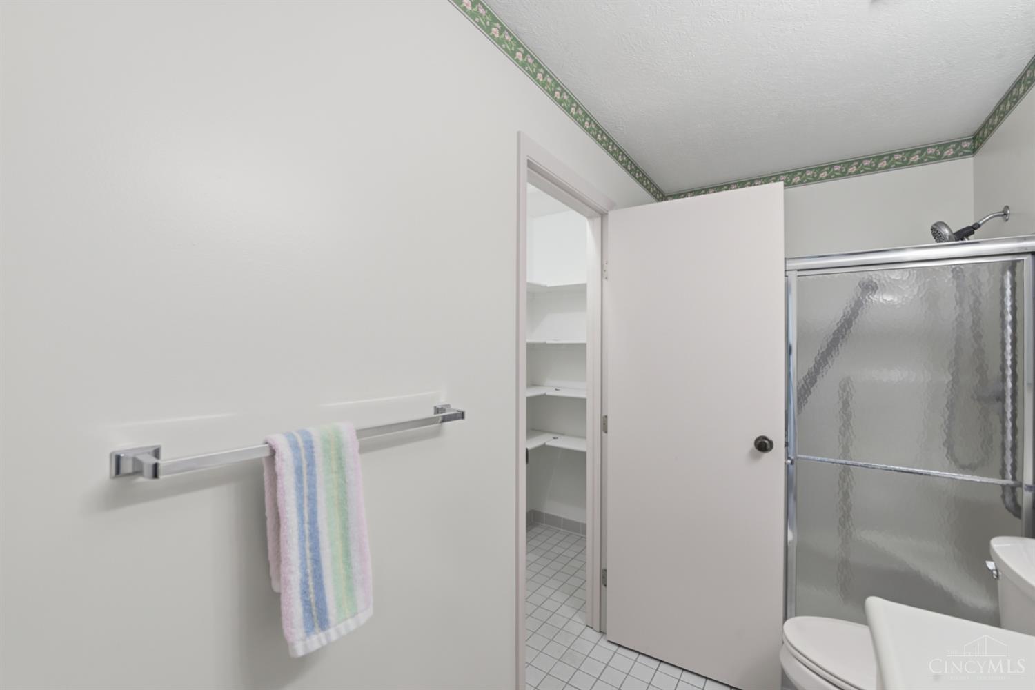 5237 Eaglesnest Drive S Unit: 32
