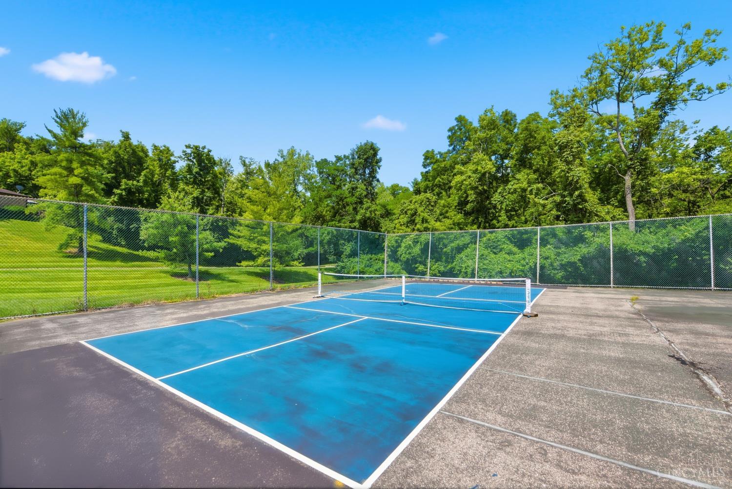 5237 Eaglesnest Drive S Unit: 32