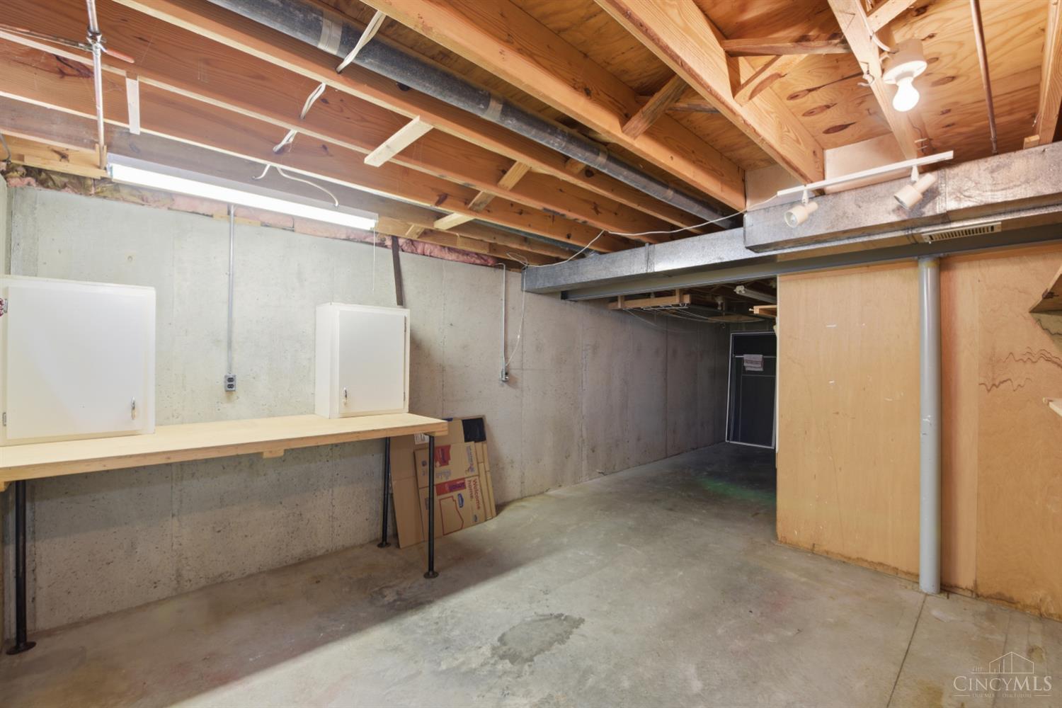 5237 Eaglesnest Drive S Unit: 32