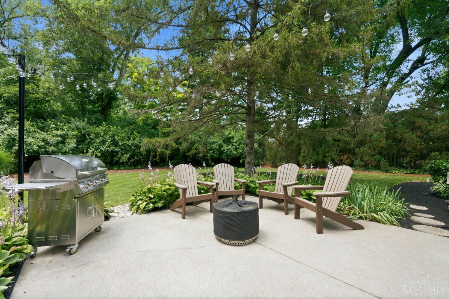 800 Eaglesknoll Court