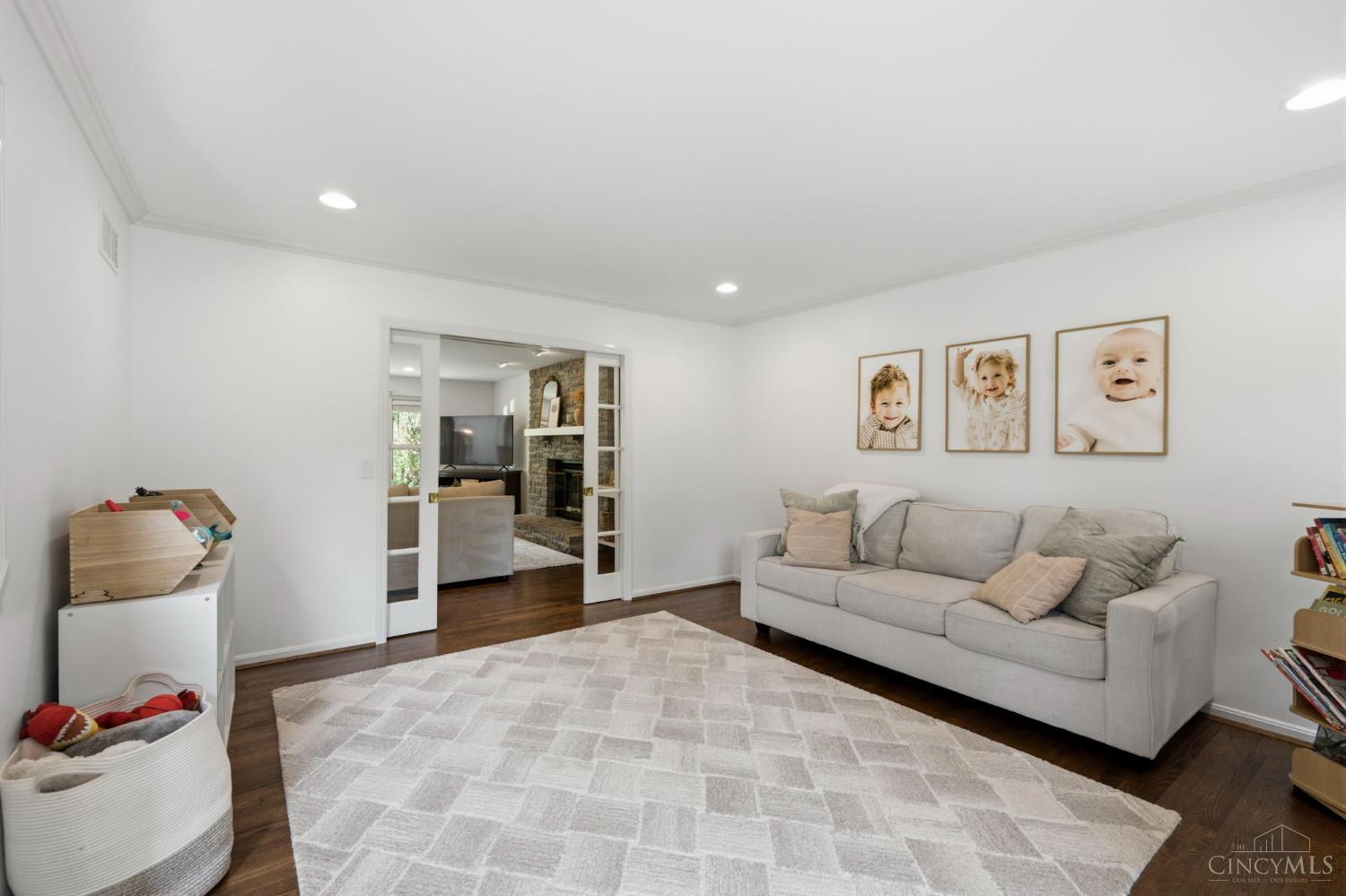 800 Eaglesknoll Court