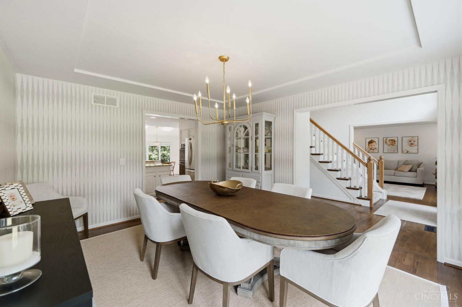 800 Eaglesknoll Court