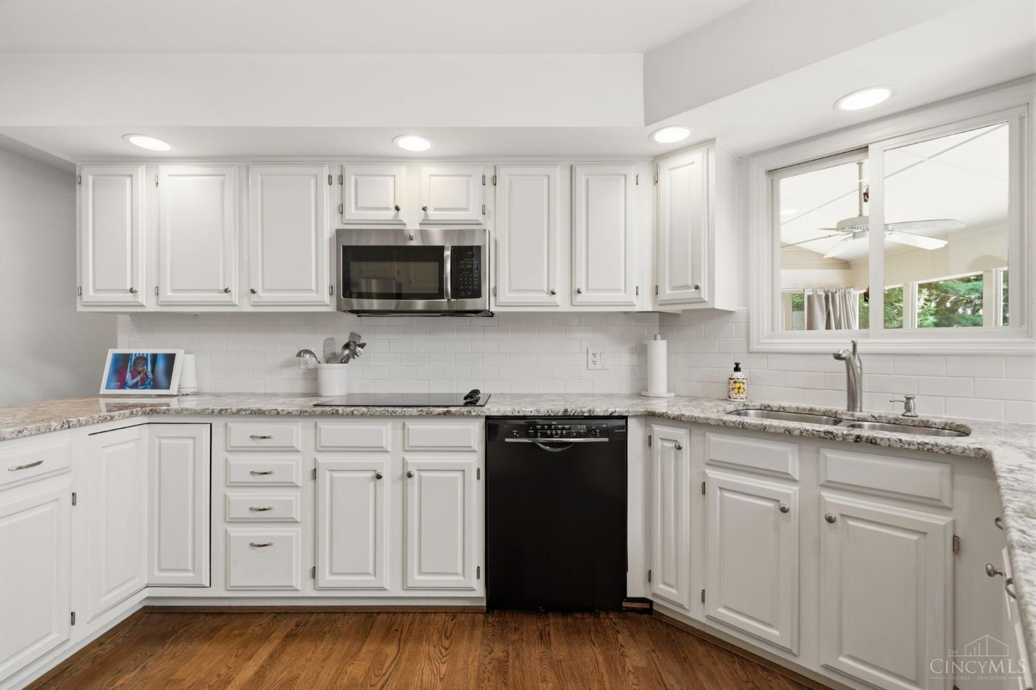 800 Eaglesknoll Court