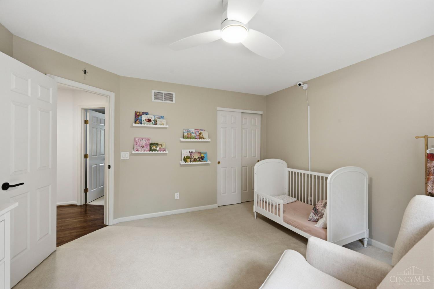 800 Eaglesknoll Court