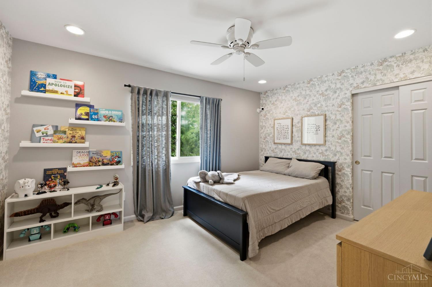 800 Eaglesknoll Court