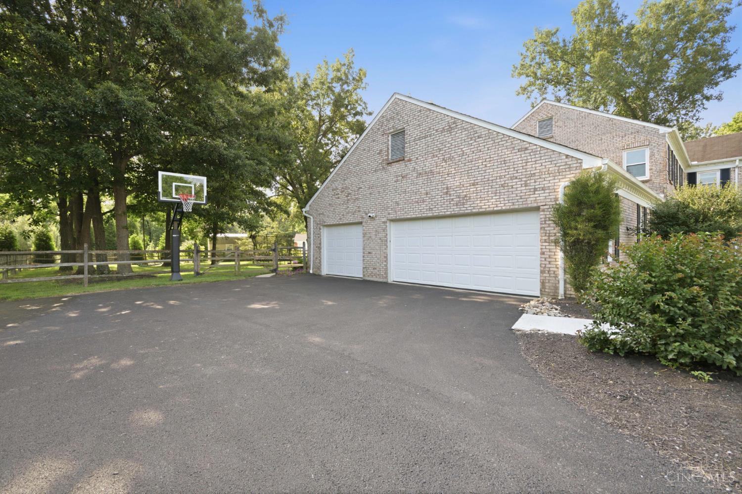 11430 Brattle Lane