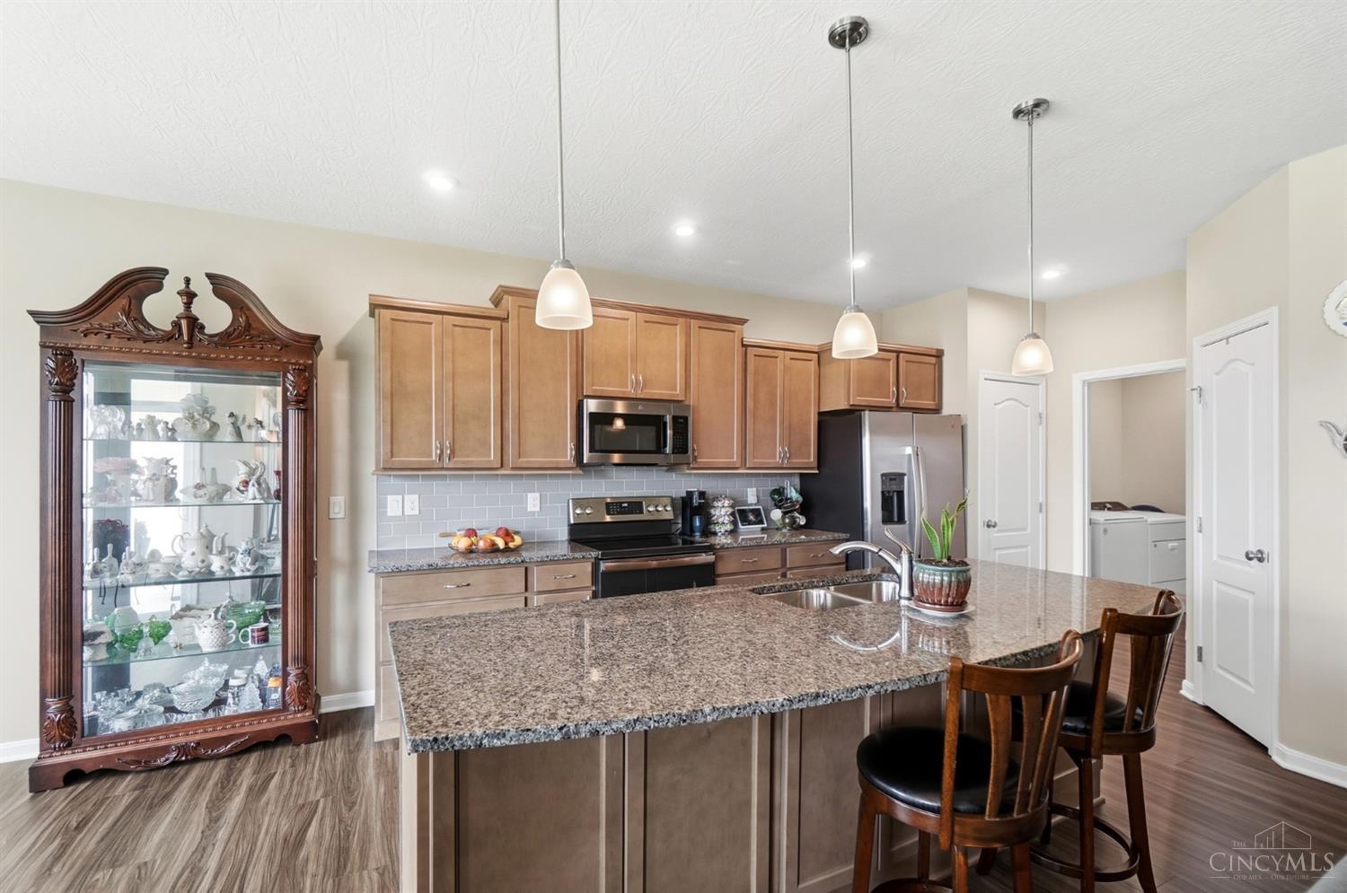 5145 Golfside Drive