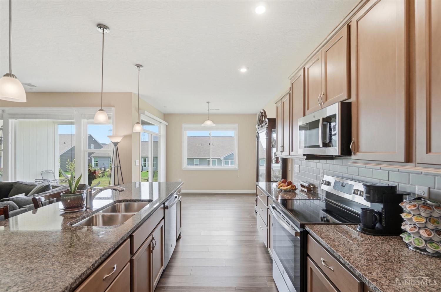 5145 Golfside Drive