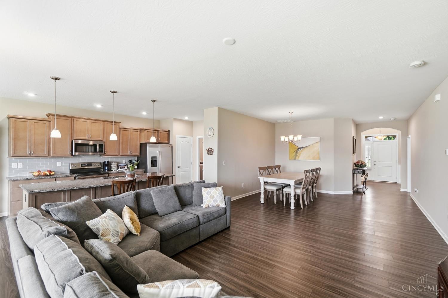 5145 Golfside Drive