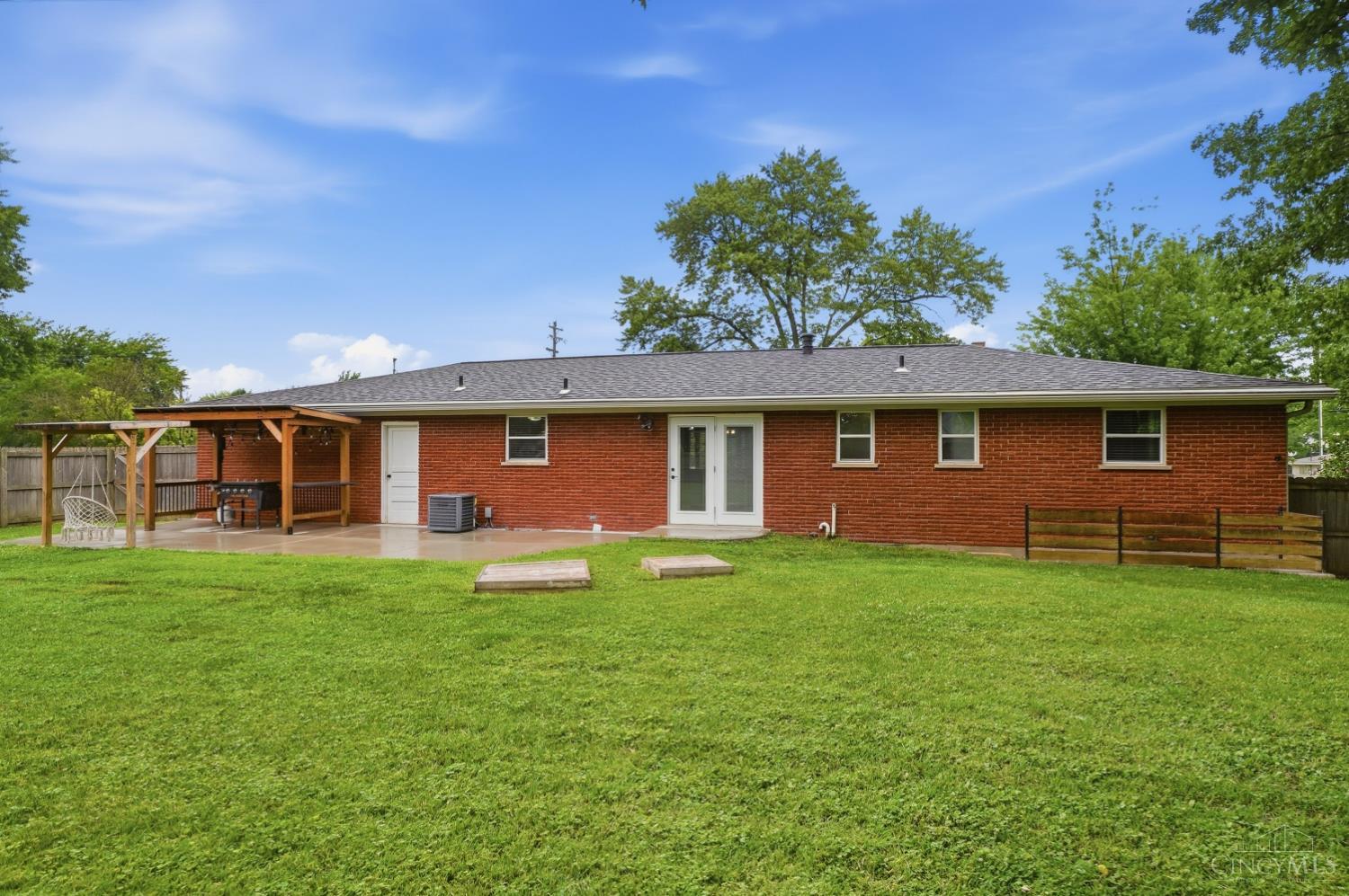 7373 Linn Road