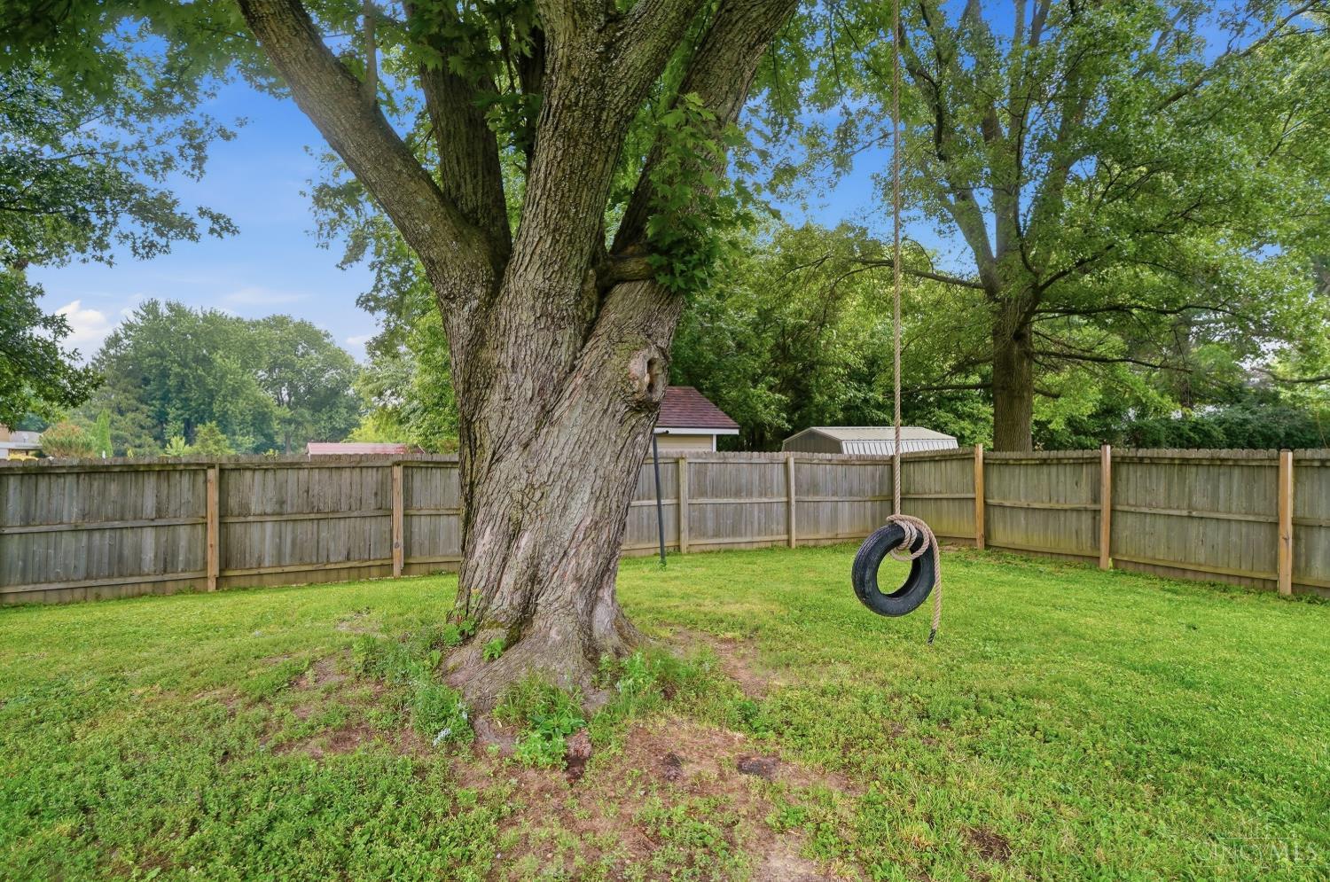 7373 Linn Road