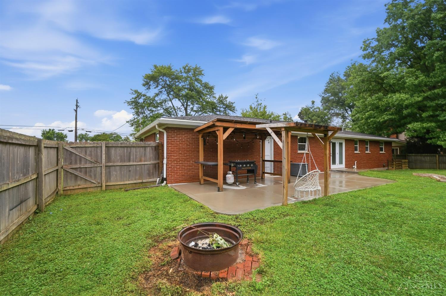 7373 Linn Road