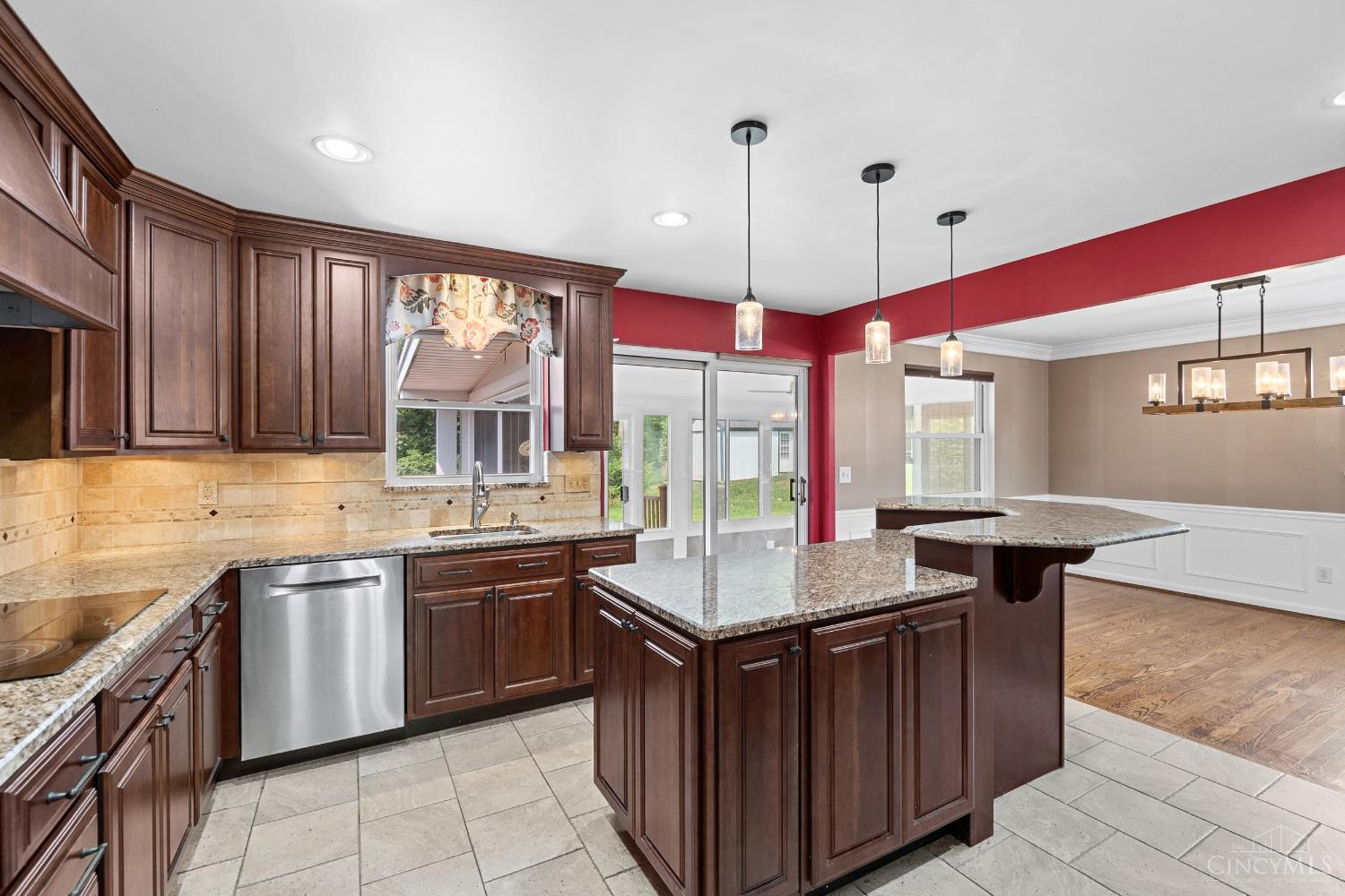 6334 Blueberry Hill Court