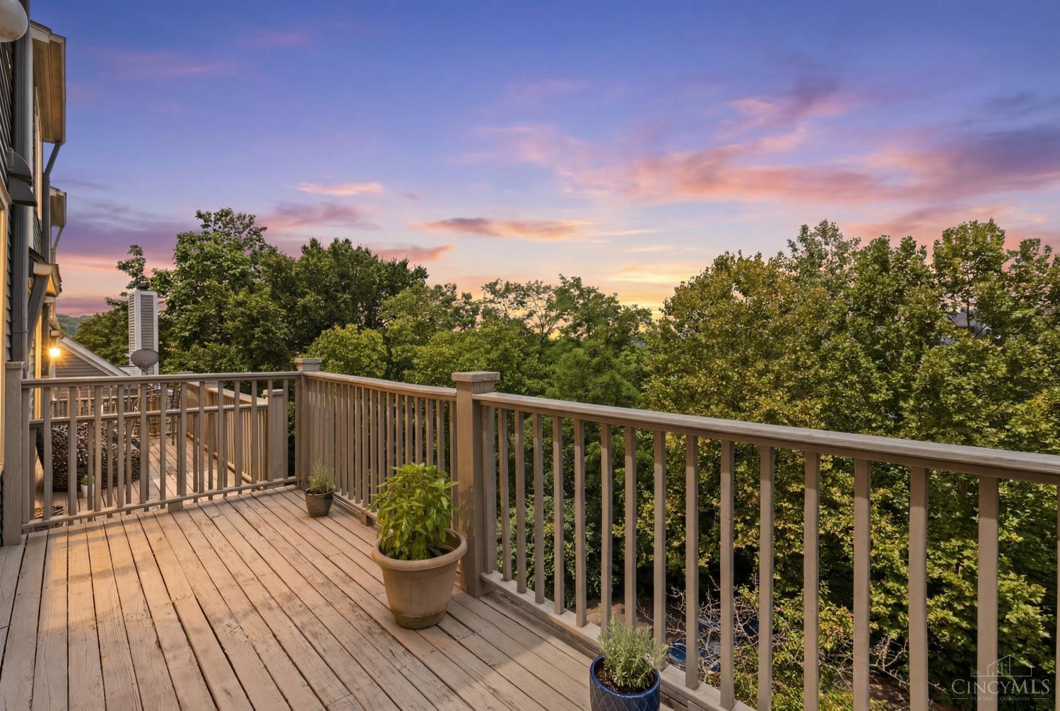 535 Tusculum Avenue Unit: 2