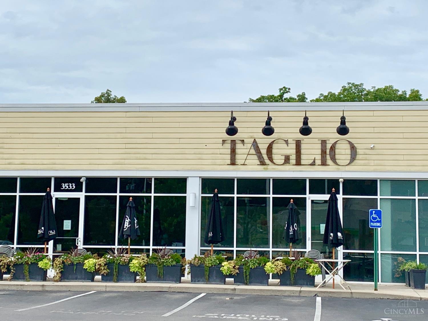 535 Tusculum Avenue Unit: 2