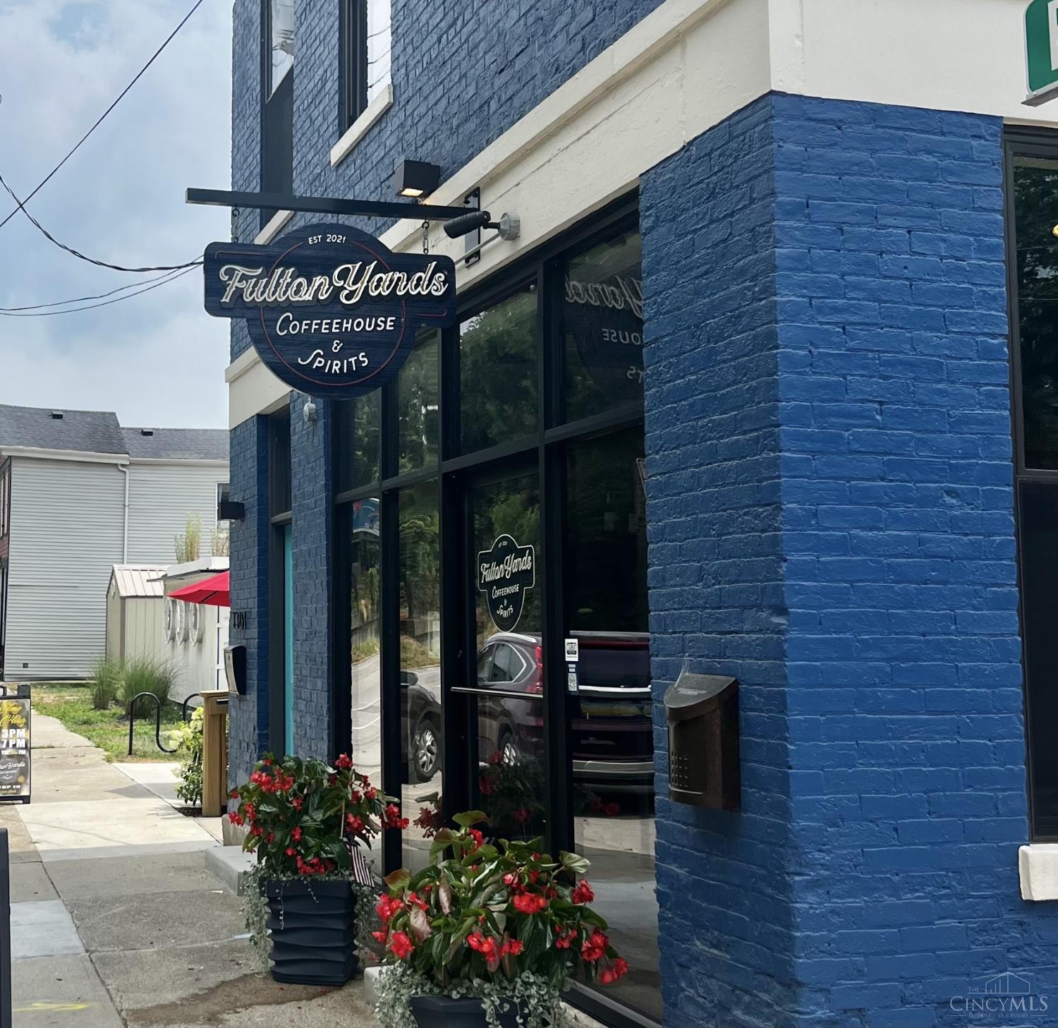 535 Tusculum Avenue Unit: 2