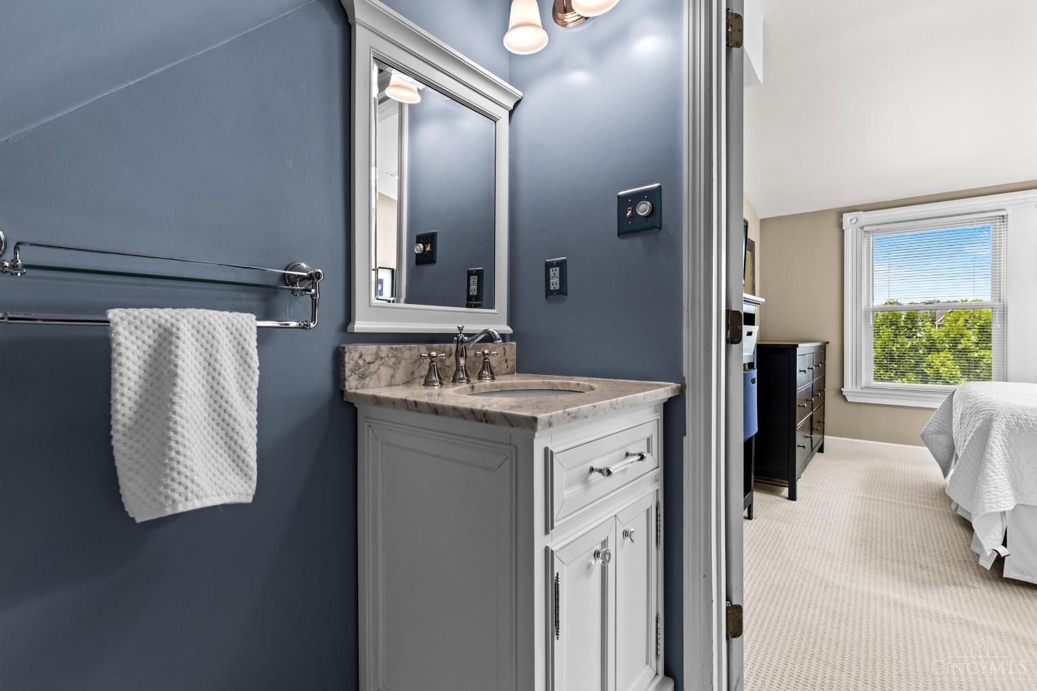 535 Tusculum Avenue Unit: 2