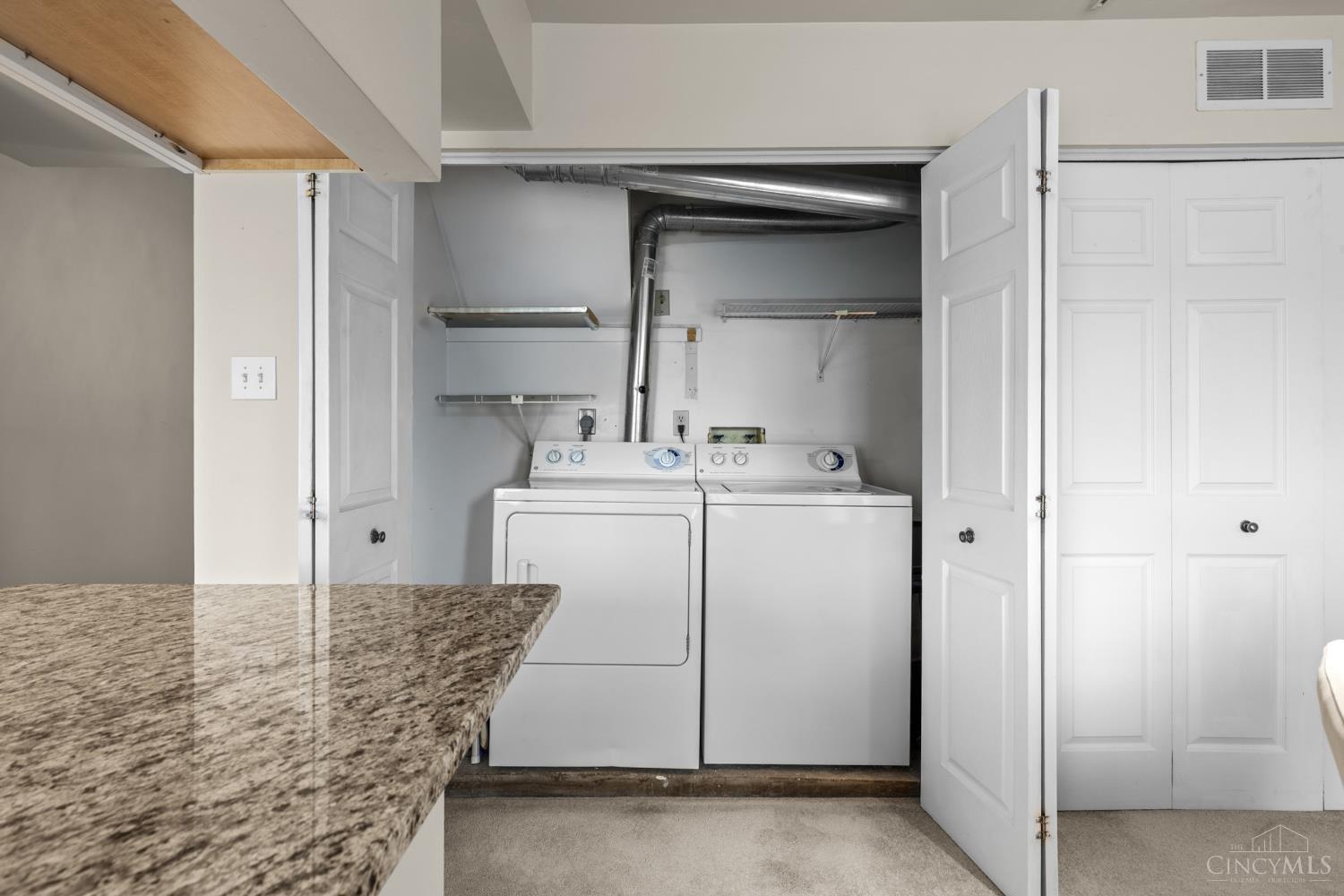 535 Tusculum Avenue Unit: 2