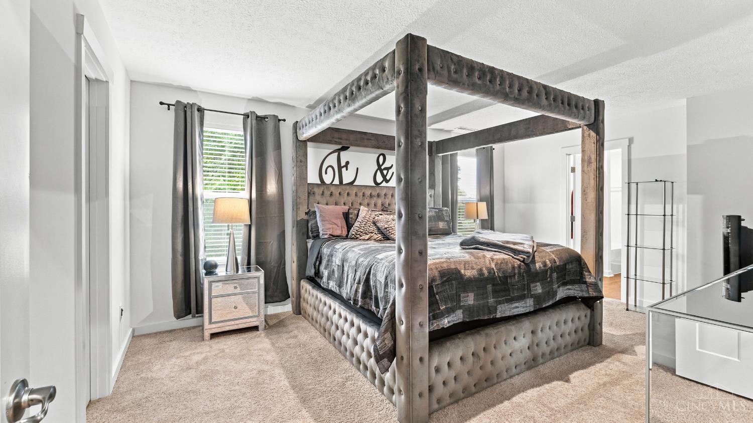 2807 Sovereign Drive