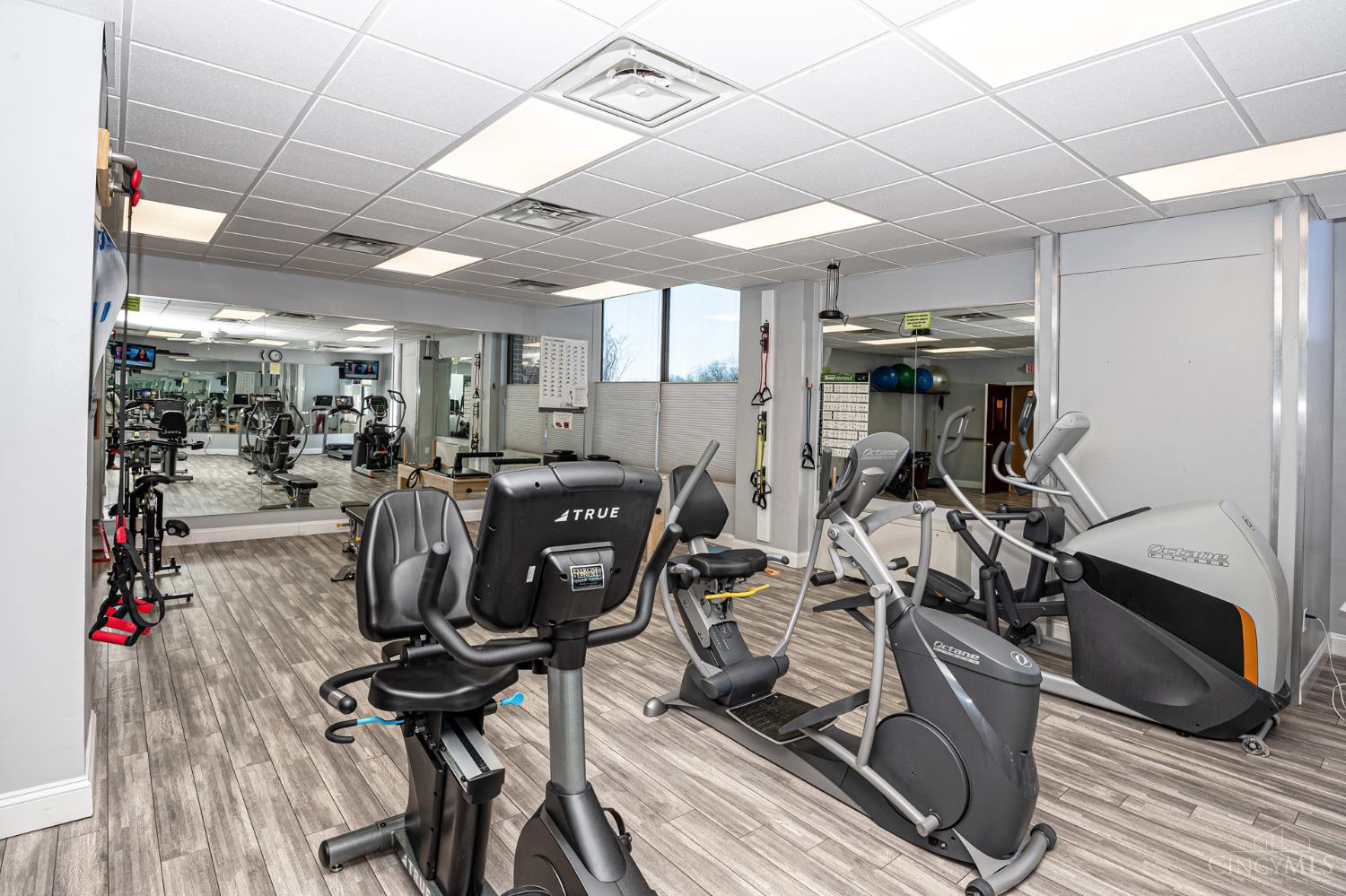 2444 Madison Road Unit: 507