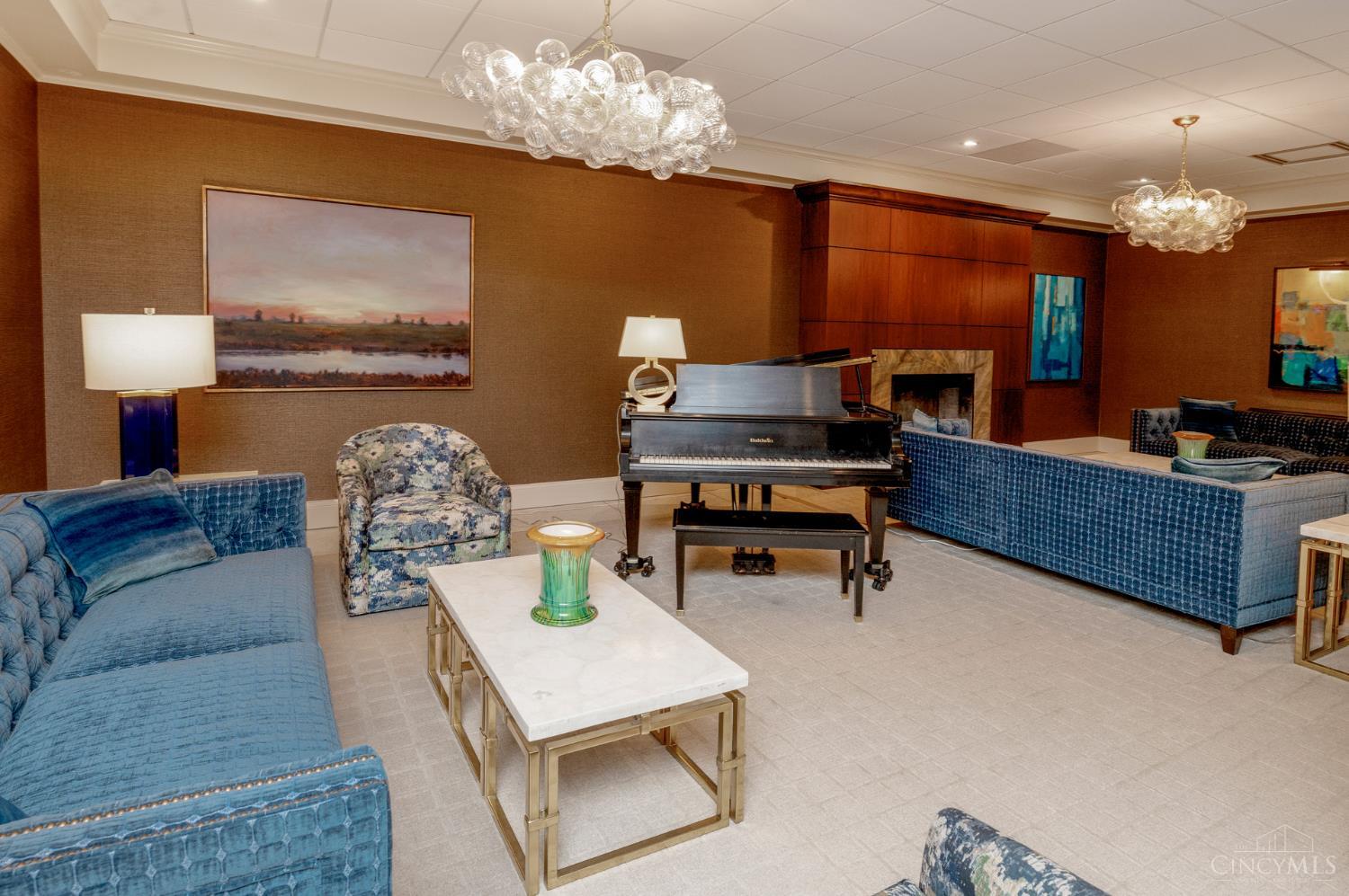2444 Madison Road Unit: 507