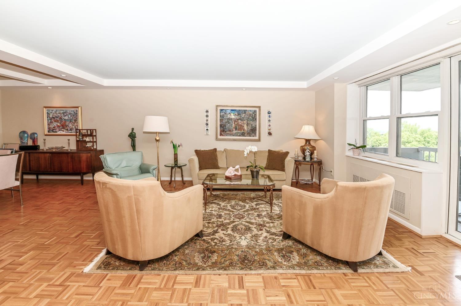 2444 Madison Road Unit: 507