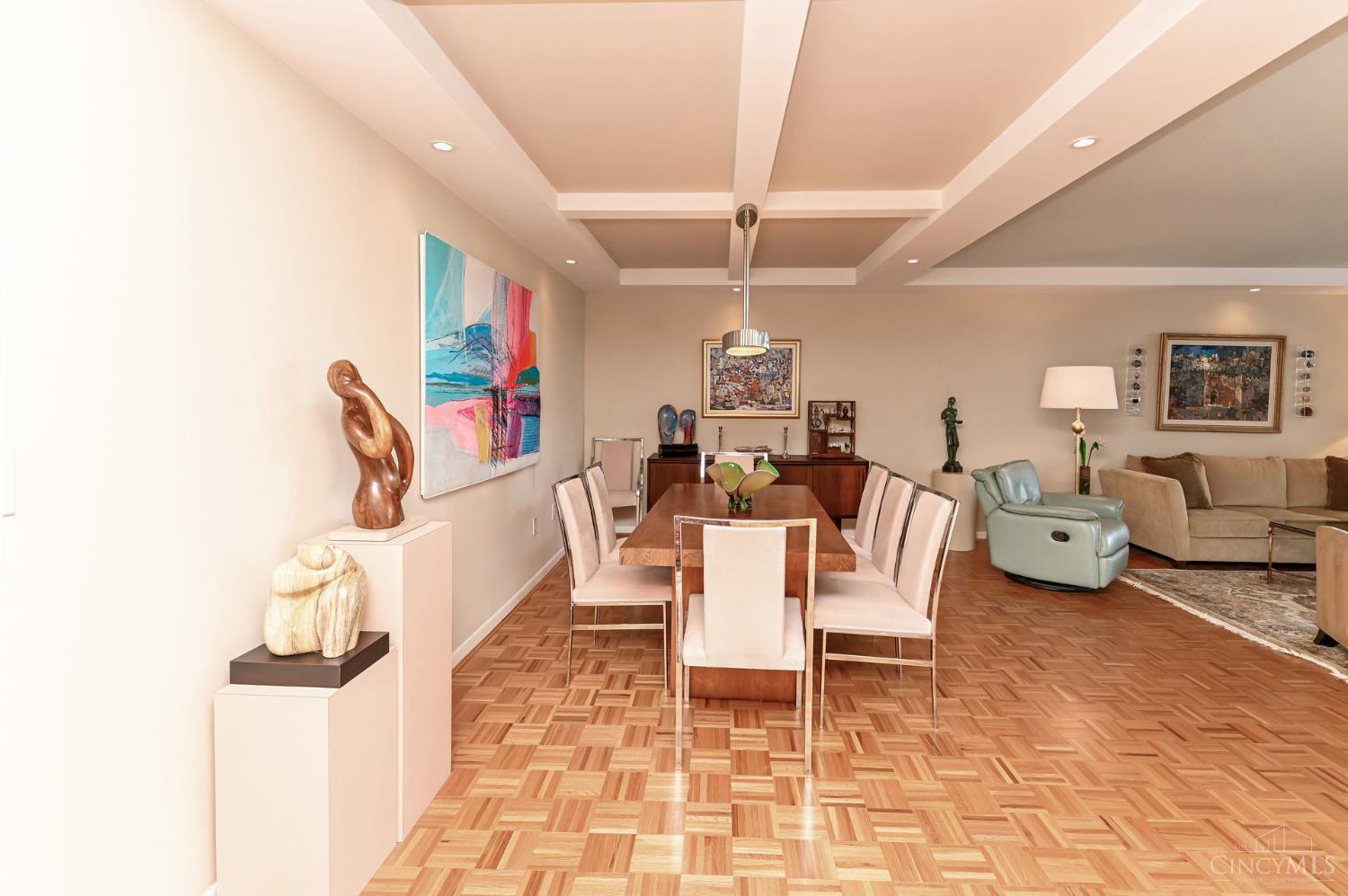 2444 Madison Road Unit: 507
