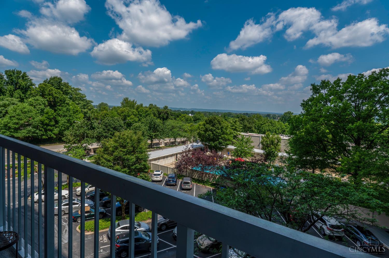 2444 Madison Road Unit: 507