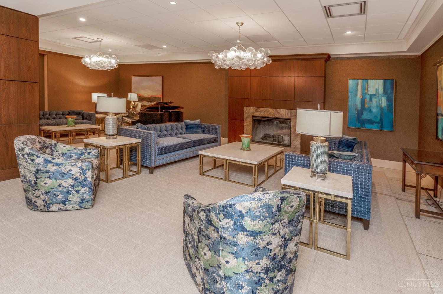 2444 Madison Road Unit: 507