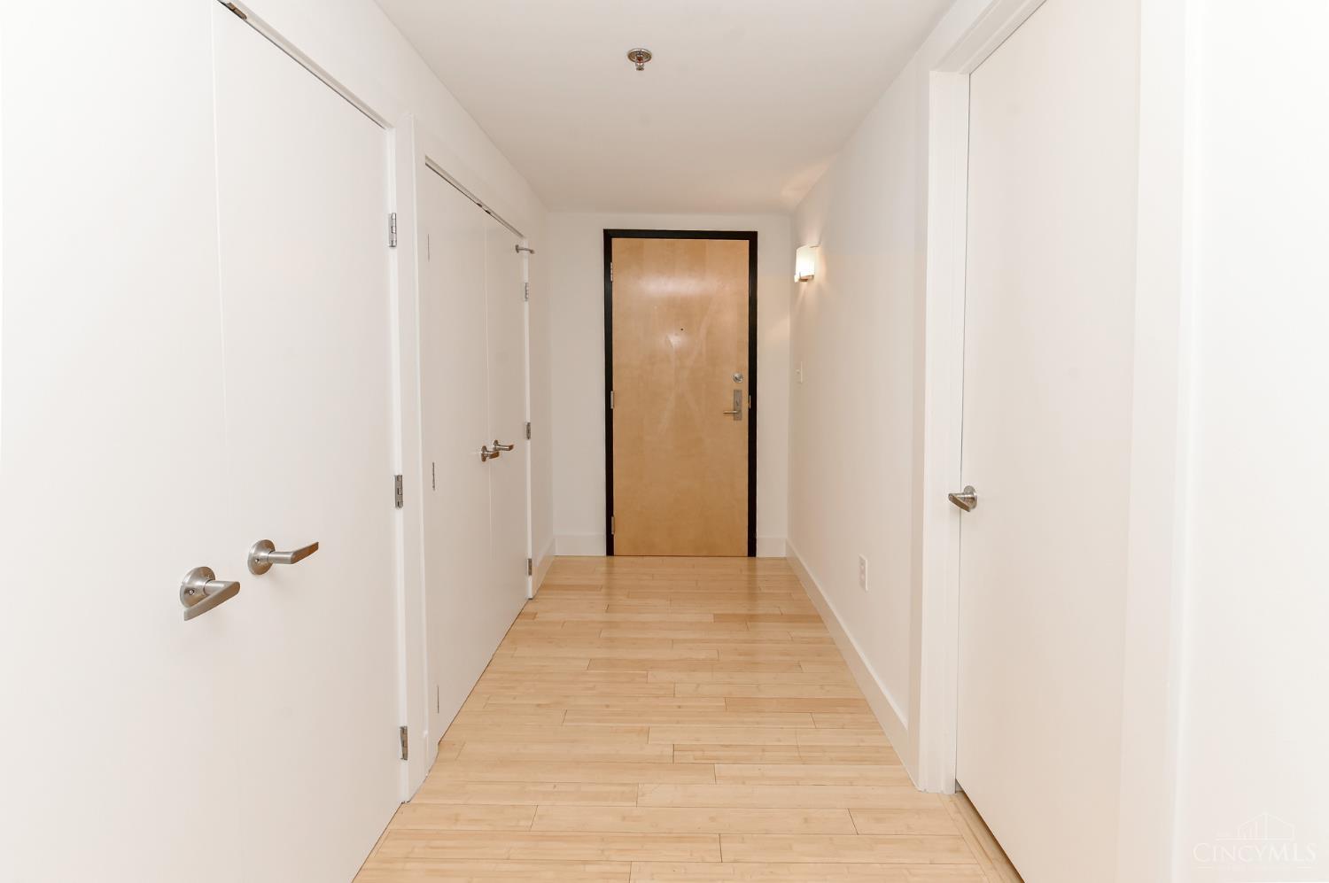15 W Fourth Street Unit: 103
