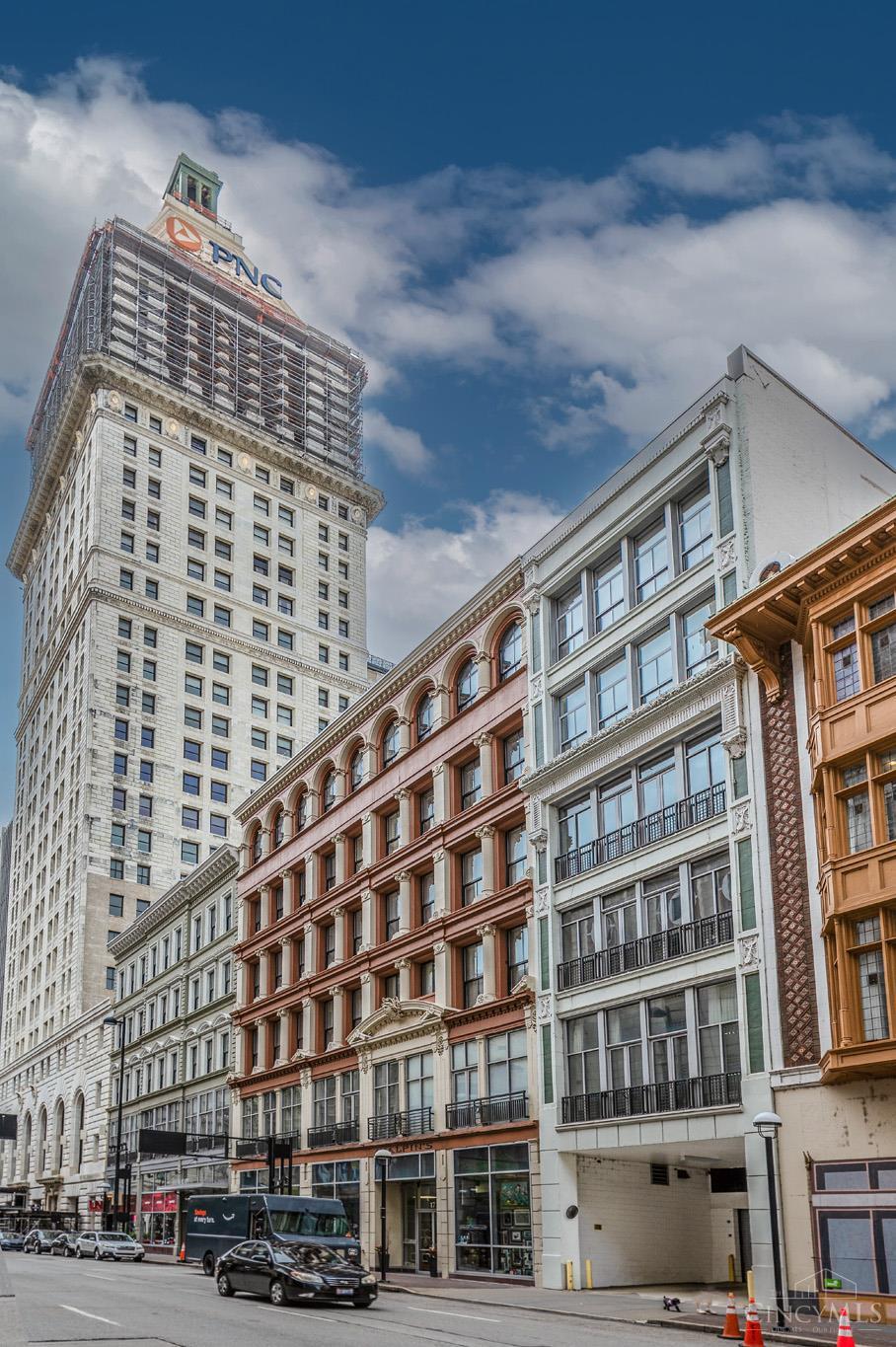 15 W Fourth Street Unit: 103