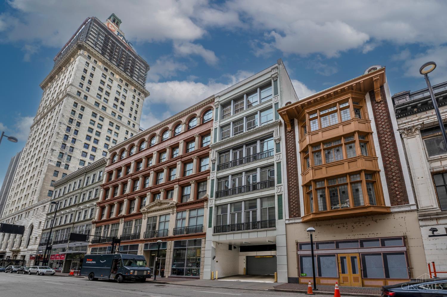 15 W Fourth Street Unit: 103